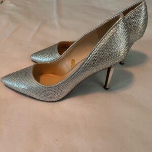 Jessica Simpson Silver Textured Stiletto Heels